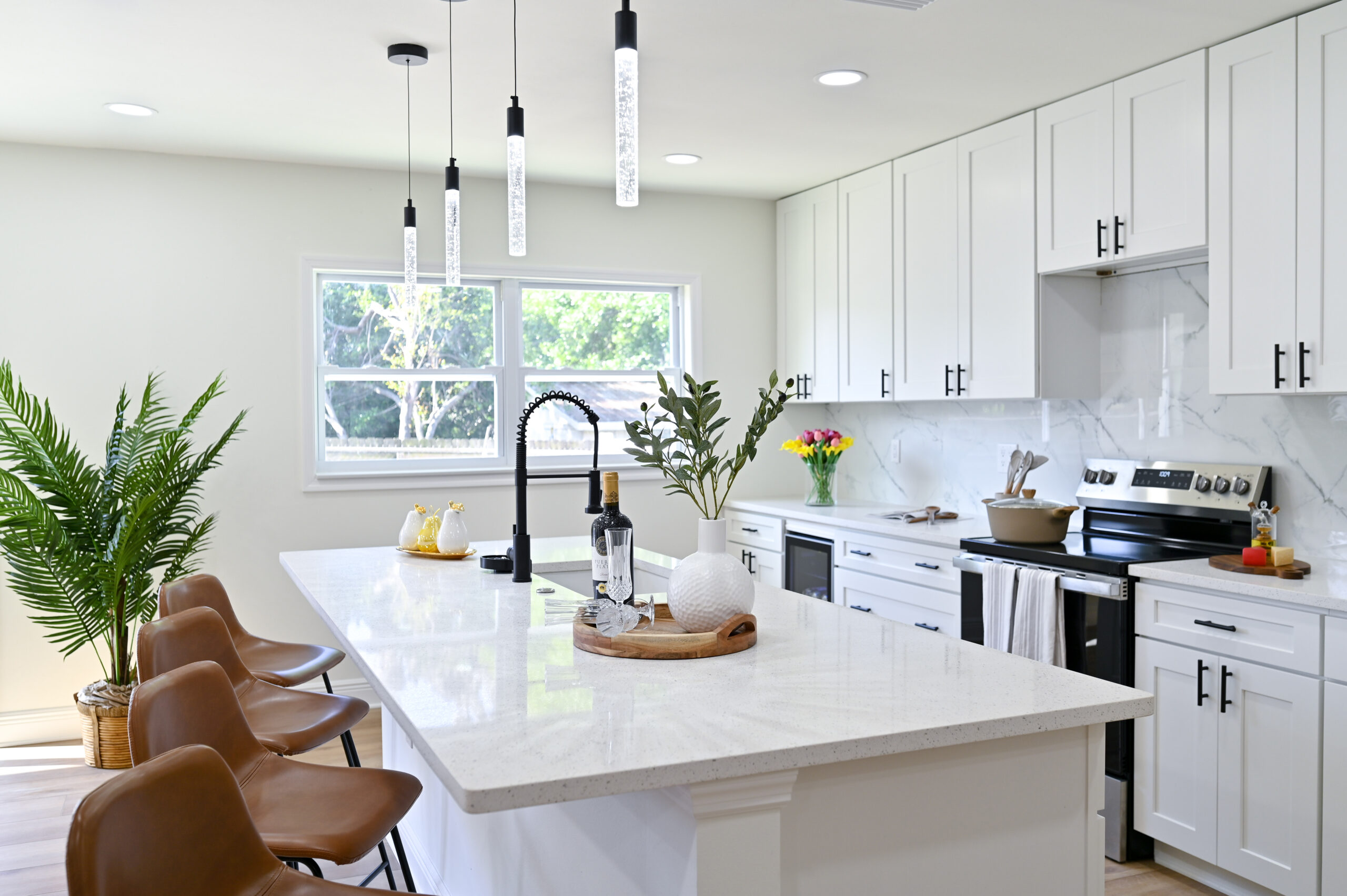 - Elegant Home Staging